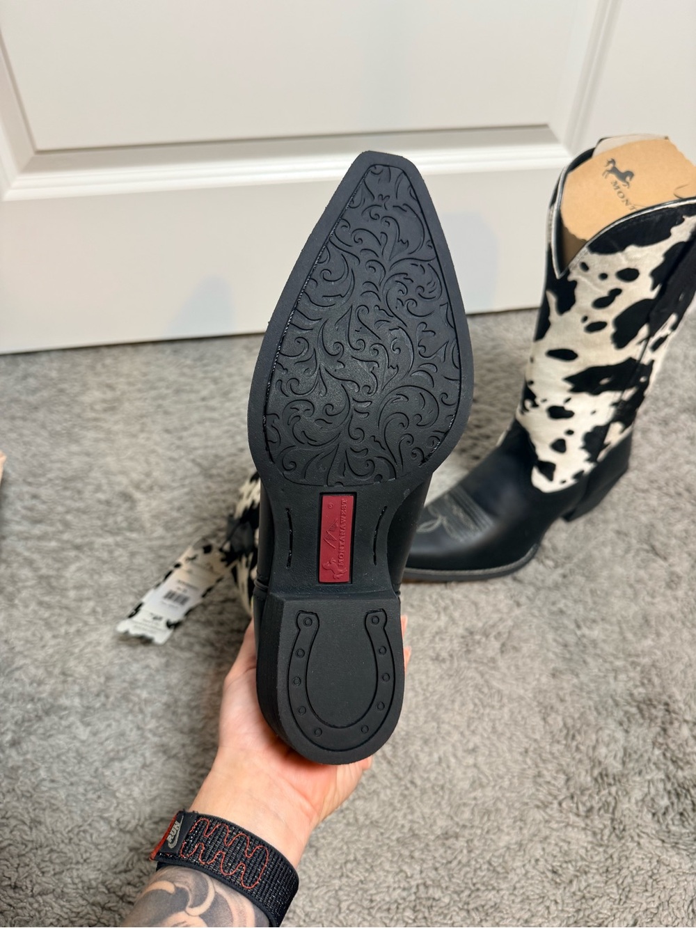 Montana West Black and White Cowhide Western Boots - Picture 5 of 5